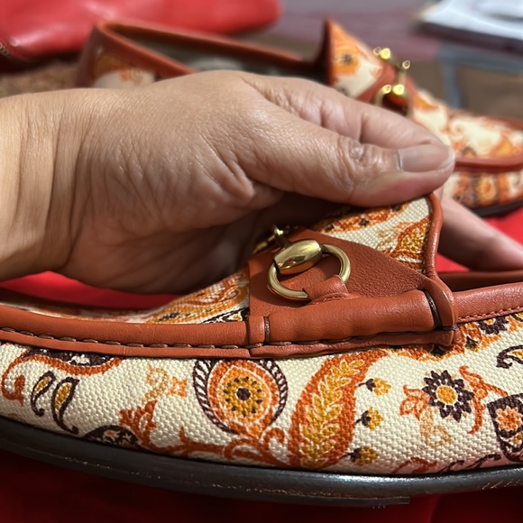 Authentic Gucci Floral Print Mens Shoes - Picture 13 of 15